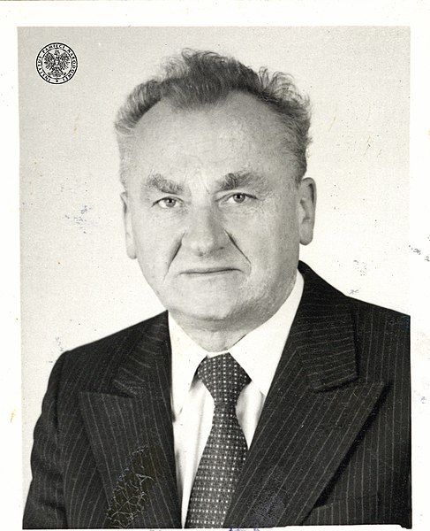 File:Władysław Ciastoń 03.jpg