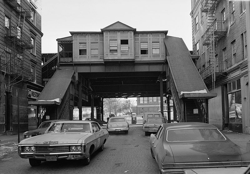 File:183rd St Station.jpg