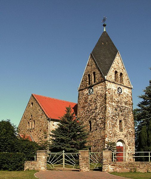 File:Boesdorf Kirche.jpg