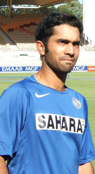 File:Dinesh Karthik 2.jpg