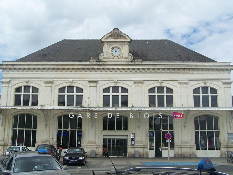 File:Gare de Blois.JPG