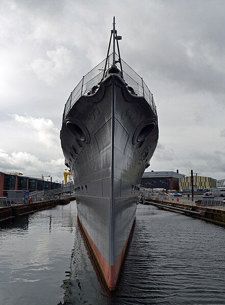 File:HMS Caroline (43649273285).jpg