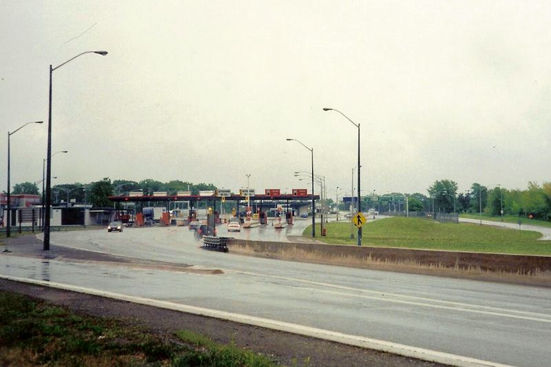 File:Highway 405 Plaza.png