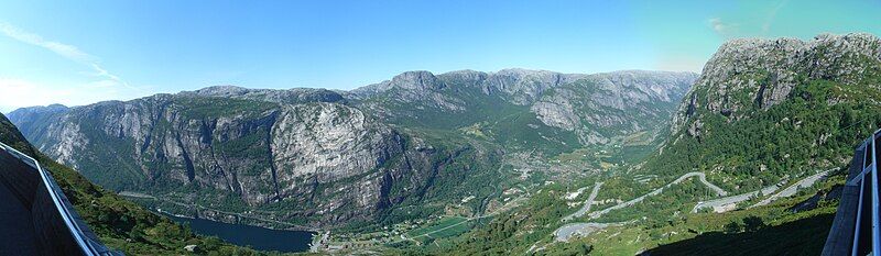 File:Lysebotn panorama.jpg