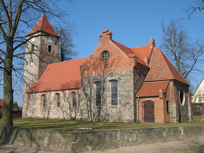 File:Menz church.jpg