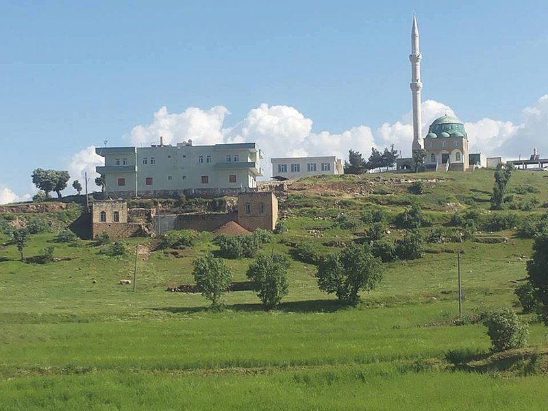 File:Midyat-ziyaret.jpg