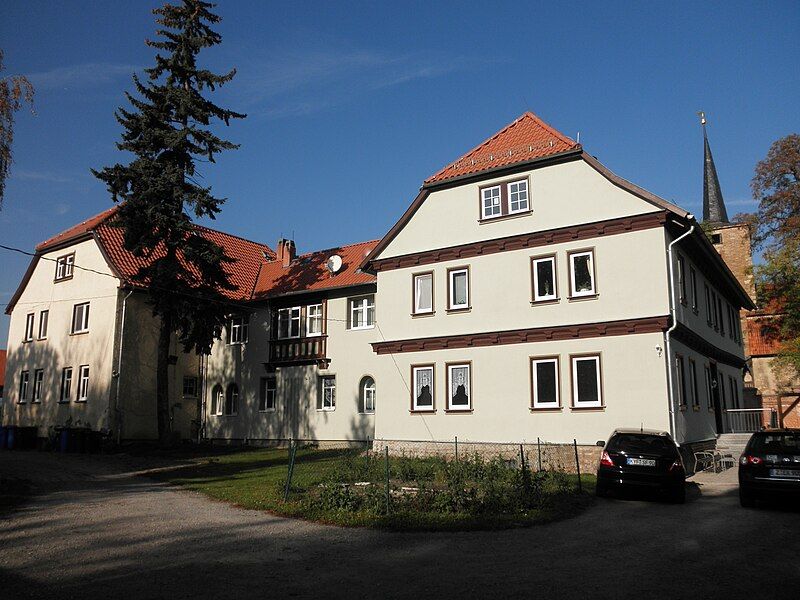 File:Rittergutshaus Niedertopfstedt.JPG