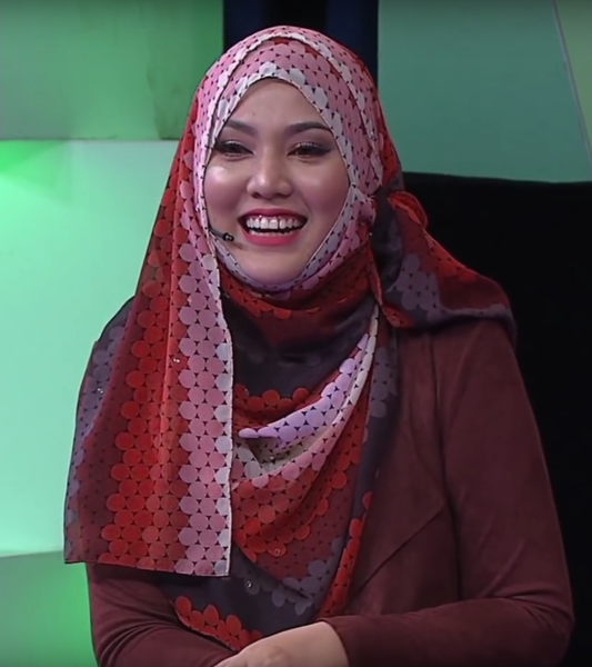 File:Shila Amzah 2016.png