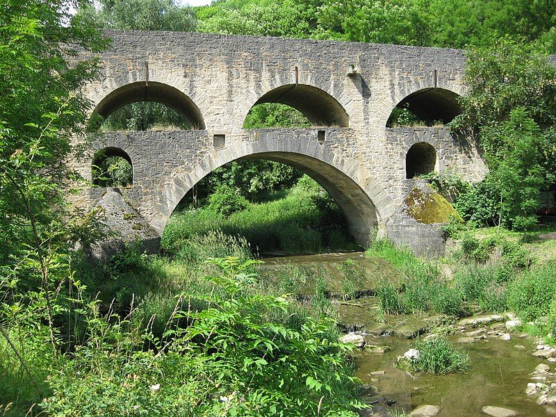 File:Tauberbruecke Rothenburg.JPG