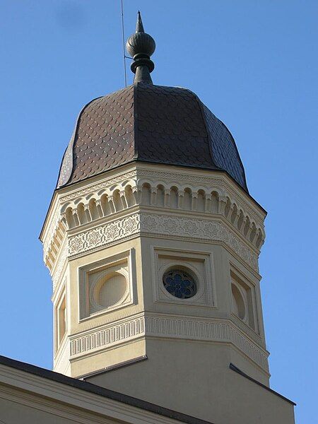 File:The-synagogue-of-ostrow-wielkopolski-87.jpg