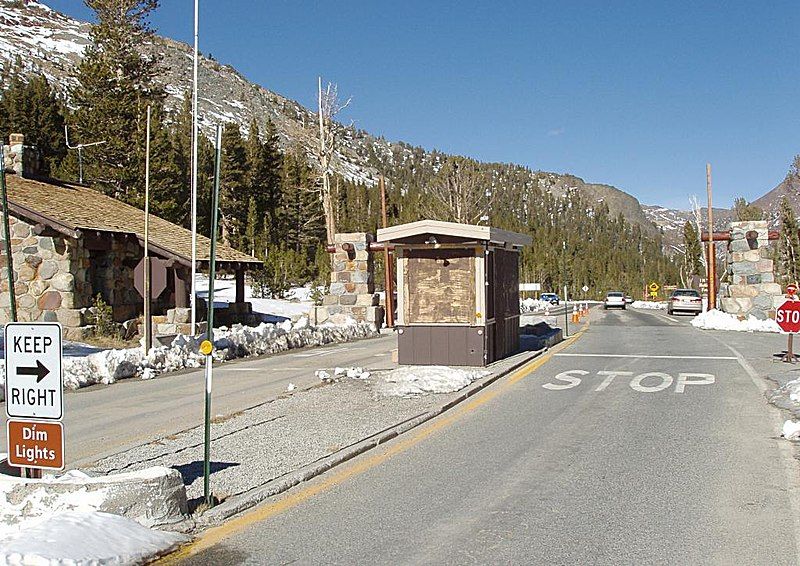 File:Tioga-Pass-Entrance-Station.jpg