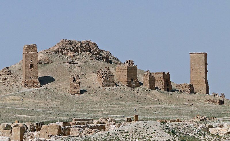 File:Tower tombs, Palmyra.jpg