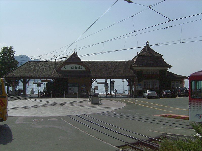 File:Vitznau lake terminal.jpg