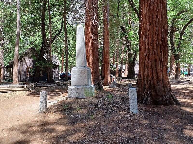 File:Yosemite Cemetery 2.jpg