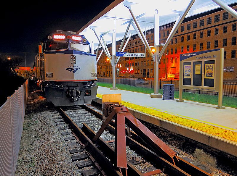 File:Amtrak Grand Rapids.jpg