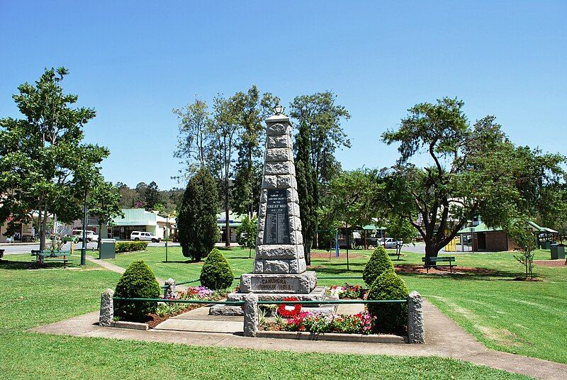 File:CanungraWarMemorial.JPG