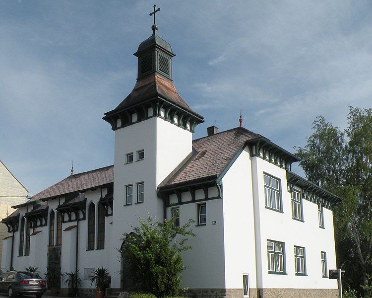 File:Evangelische Kirche Heidenreichstein.jpg