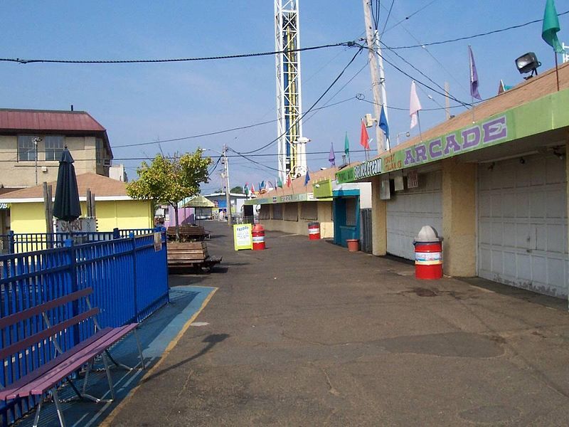 File:Keansburg Boardwalk 2.jpg