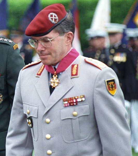 File:Klaus Naumann.jpg