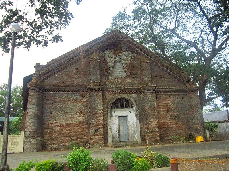 File:Pidigan Church.jpg