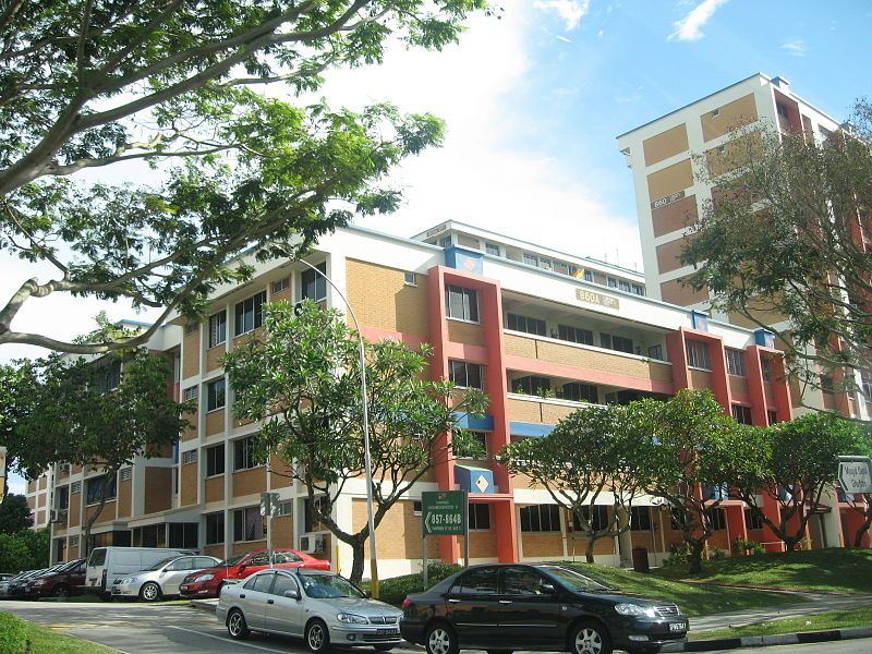 File:Tampines HDB 6.JPG