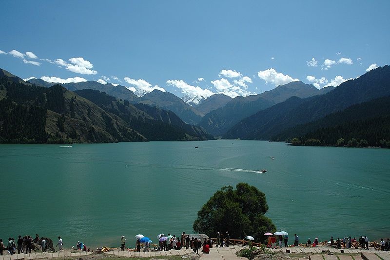 File:Tianshan tianchi.jpg