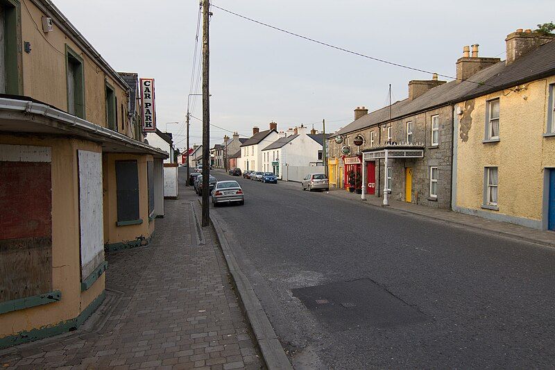 File:Ballysadare-town3.jpg