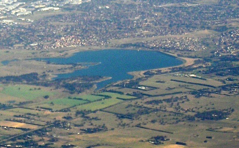 File:Greenvale Reservoir 2.jpg