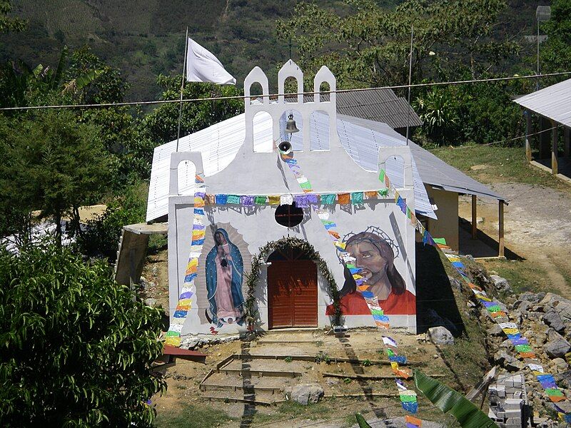 File:Iglesia Acteal.jpg