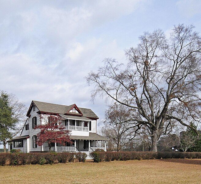 File:McLaurin-Roper-McColl Farmstead.jpg