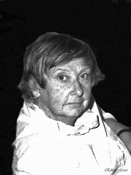 File:Mchèle Brabo 1982.jpg