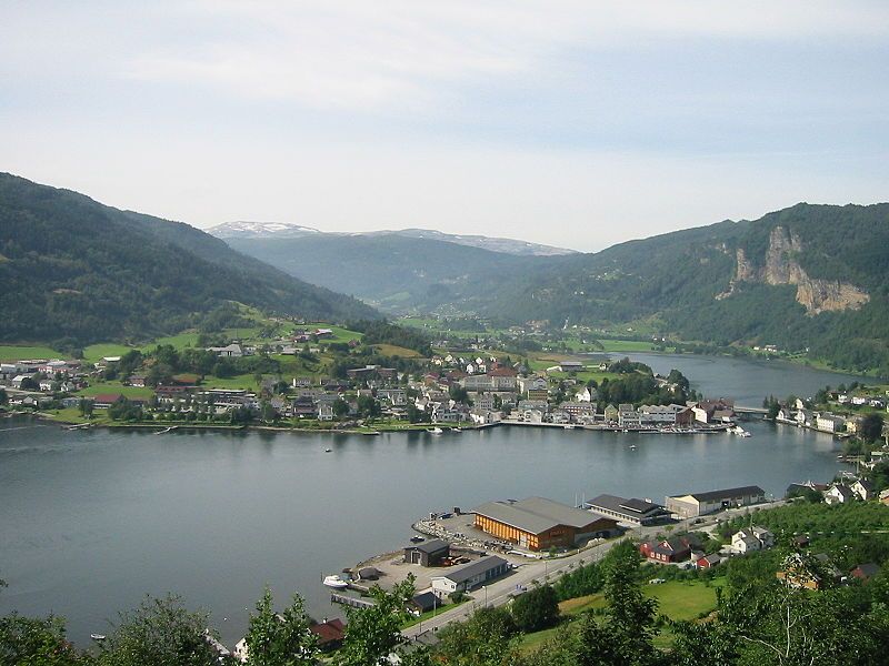 File:Norheimsund 01.JPG