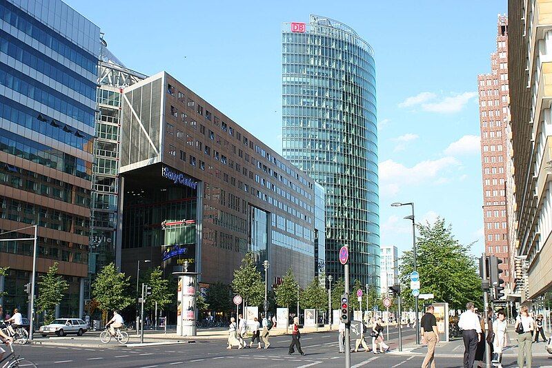 File:Potsdamer Platz 2007.jpg