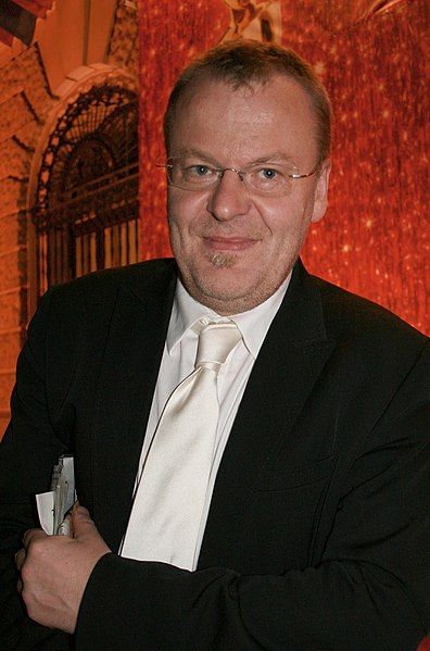 File:Stefan Ruzowitzky ROMY2008.jpg