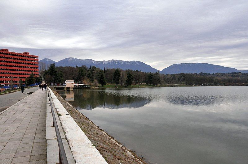 File:Tirana lake3.jpg