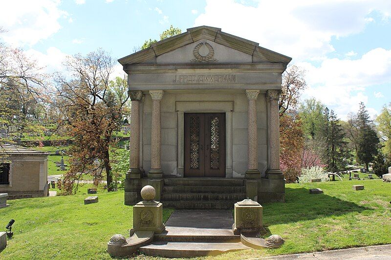 File:Zimmerman Family mausoleum.jpg