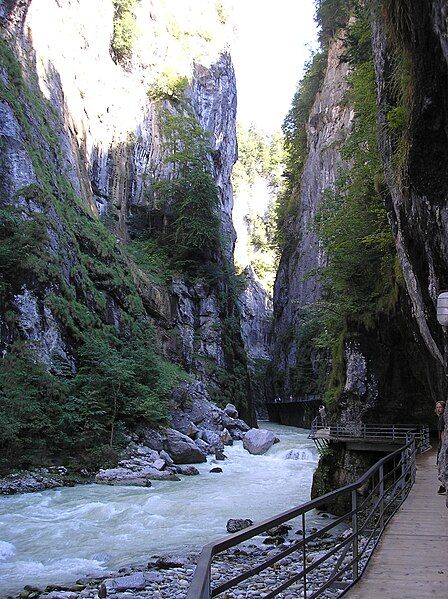 File:Aareschlucht 2007.jpg