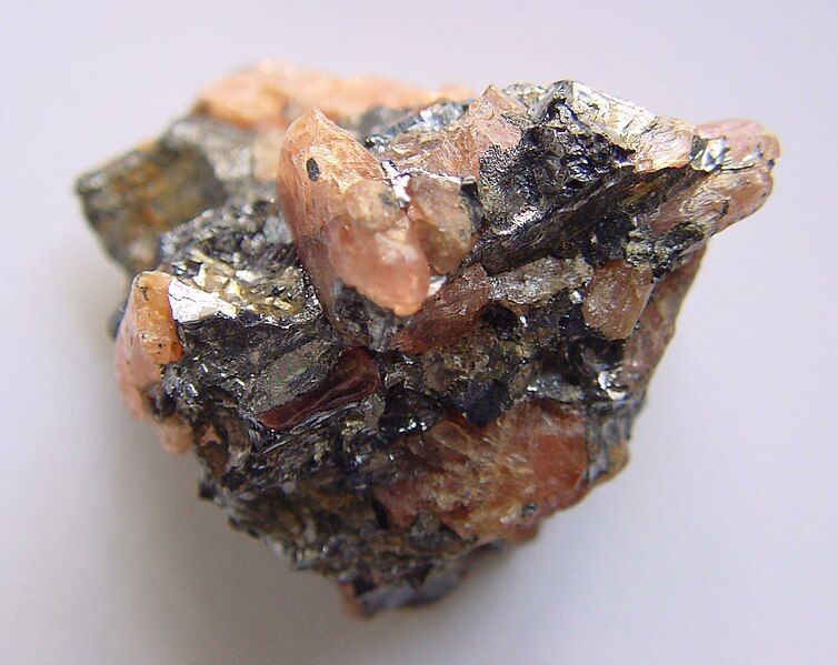 File:Bustamite.jpg