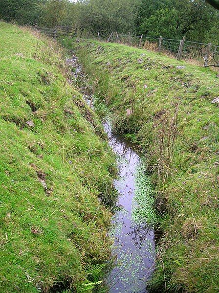 File:Cadgerford Burn.jpg