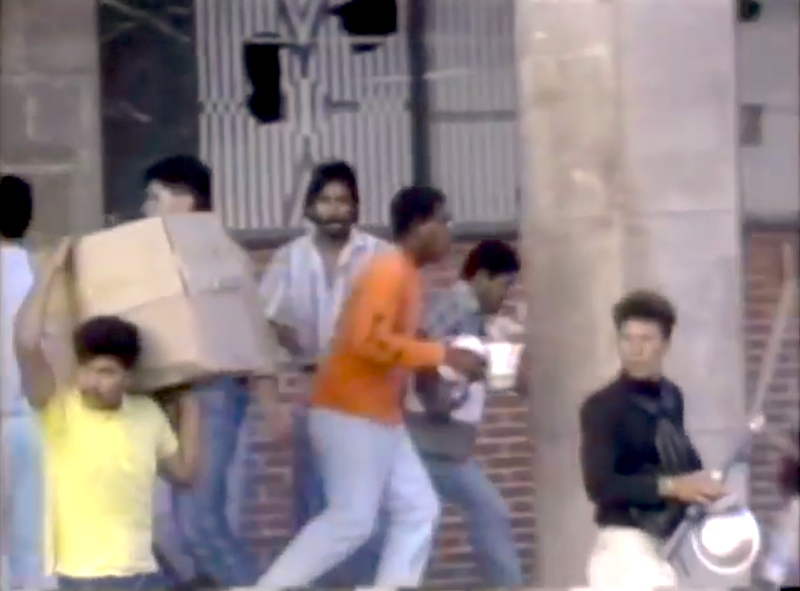 File:Caracazo looting 1.png