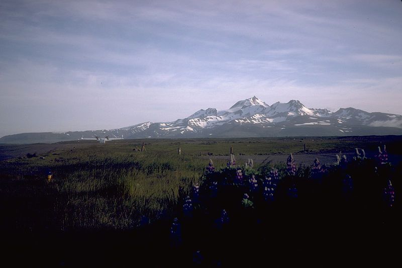 File:ColdBayVolcanoe.jpg