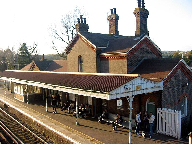 File:Falmer railway station.jpg