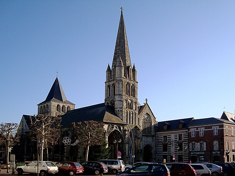 File:Montivilliers église abbatiale.JPG