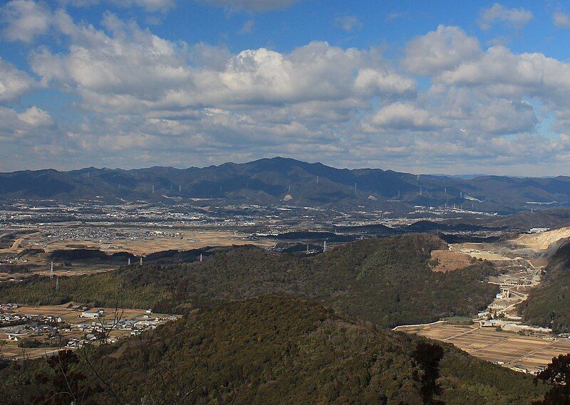 File:Mount Hongu (Mikawafuji).JPG