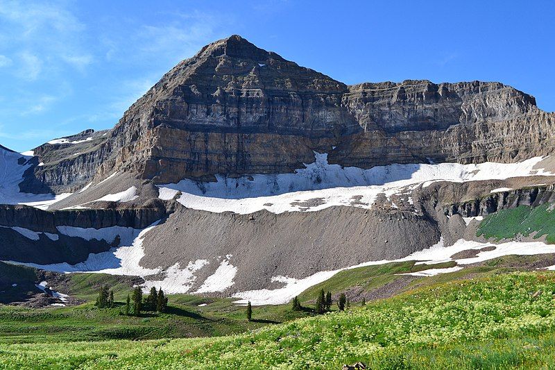 File:Mount Timpanogos, UT.jpg