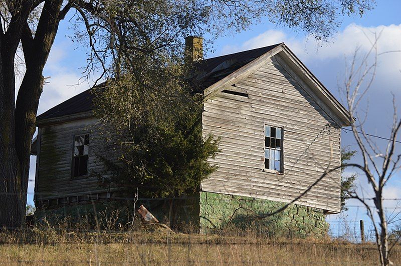 File:Mt. Meridian Schoolhouse.jpg