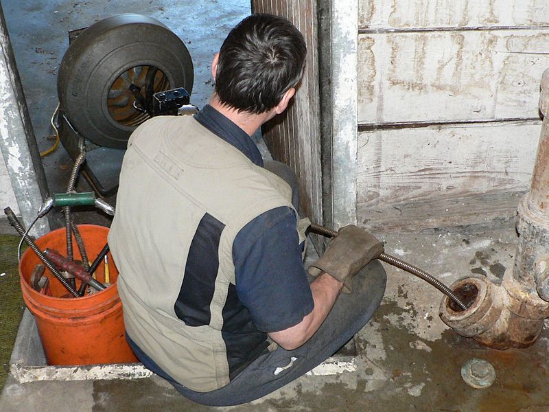 File:Plumbers snake 24689.jpg