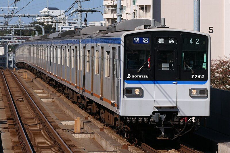 File:Sagami-Railway-7000-7754F.jpg