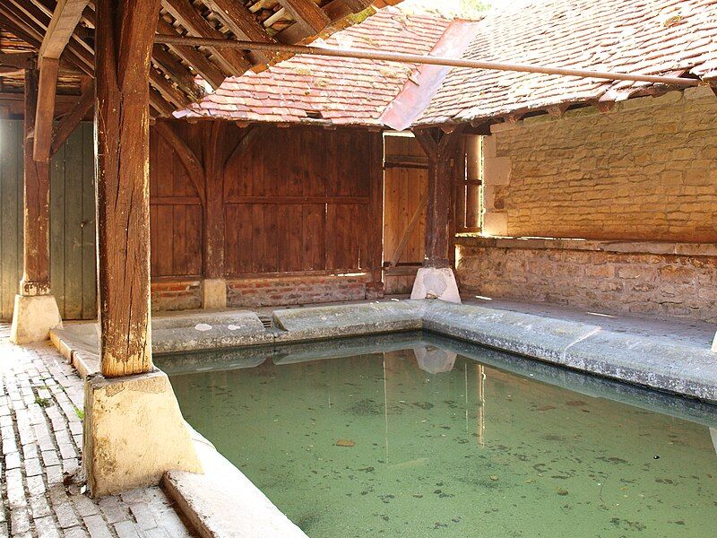 File:Thury-FR-89-lavoir-05.jpg