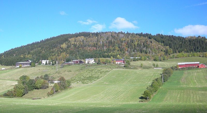 File:Ved Aulstad kirke.jpg